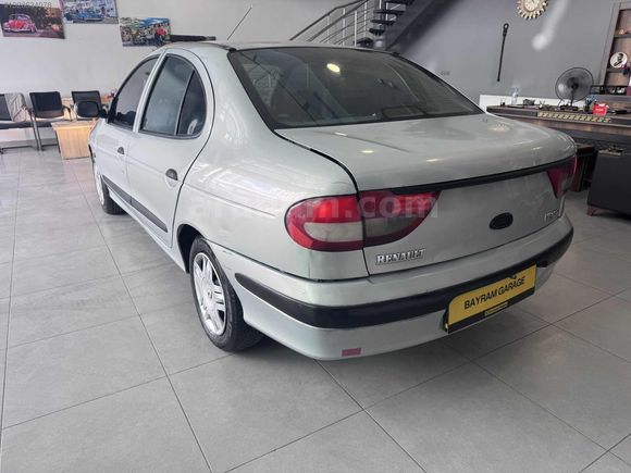 Motoru Yapılı Megane 1