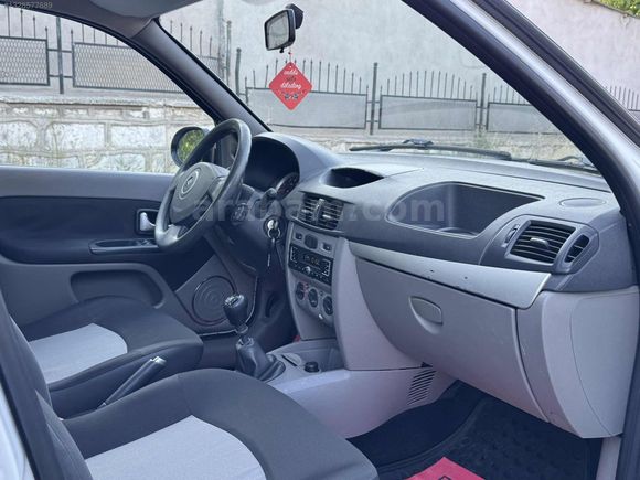 HATASIZ PARÇA BOYALI 139 BİN KM 2012 SYEMBOL 1.2 KARTA 12 TAKSİT