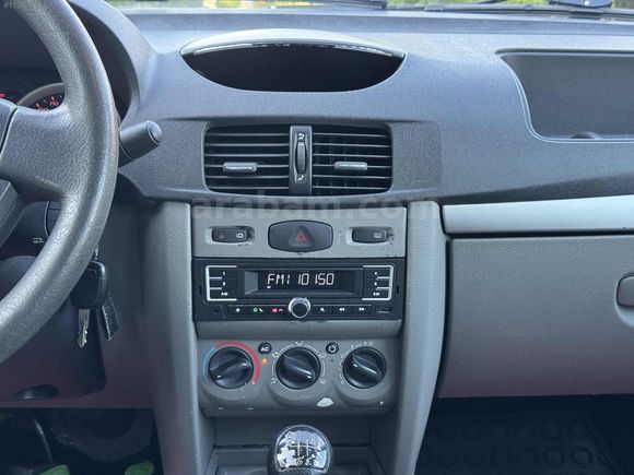 HATASIZ PARÇA BOYALI 139 BİN KM 2012 SYEMBOL 1.2 KARTA 12 TAKSİT