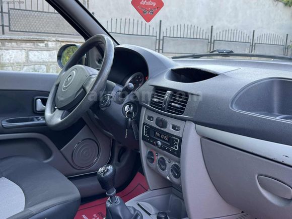 HATASIZ PARÇA BOYALI 139 BİN KM 2012 SYEMBOL 1.2 KARTA 12 TAKSİT
