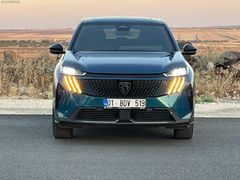 İLK SAHİBİNDEN HATASIZ PEUGEOT 3008 HİBRİT ALLURE CAM TAVAN