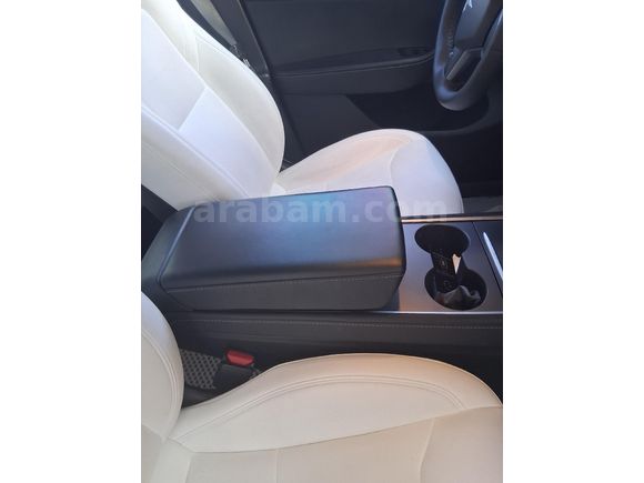 Sahibinden Tesla Model Y Performance (Legacy) 2023 Model