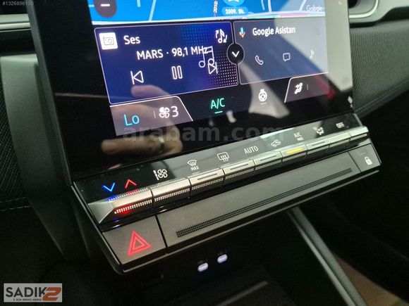 SADIK2'DEN 2025 CAPTUR 1.3 TCE MHEV ESPRIT ALPINE EDC 160 Ç.RENK