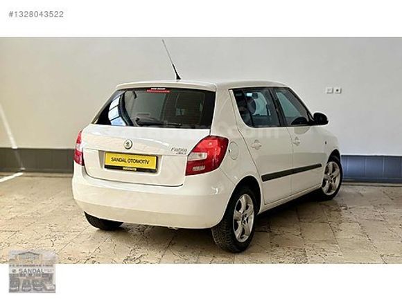 *SANDAL*2011 1.4 FABİA*KLİMA*MERCEK*DOLUSU*240 KM*FIRSAT ARACI!!