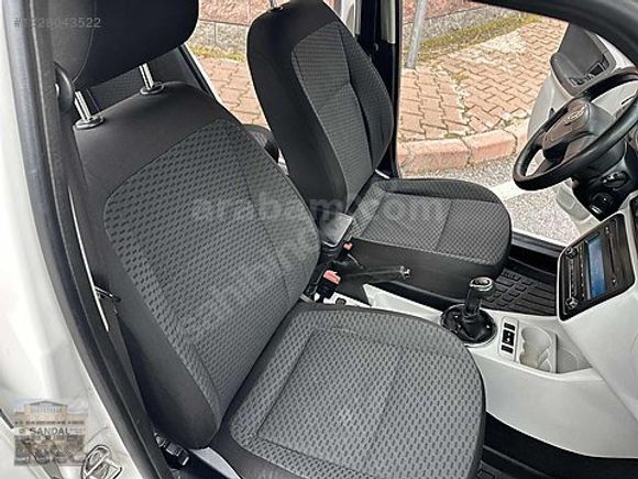 *SANDAL*2011 1.4 FABİA*KLİMA*MERCEK*DOLUSU*240 KM*FIRSAT ARACI!!