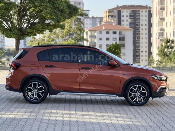 EMY PLAZADAN SIFIR KOKULU EGEA CROSS