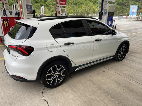 2023 1.4 FİRE EGEA CROS URBAN HATASIZ BOYASIZ MANUEL