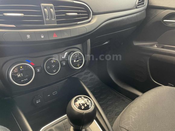 2023 1.4 FİRE EGEA CROS URBAN HATASIZ BOYASIZ MANUEL
