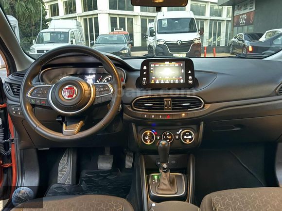 2024 MODEL EGEA CROSS OTOMATIK FUL SERVİS BAKIMLI İLK ELDEN