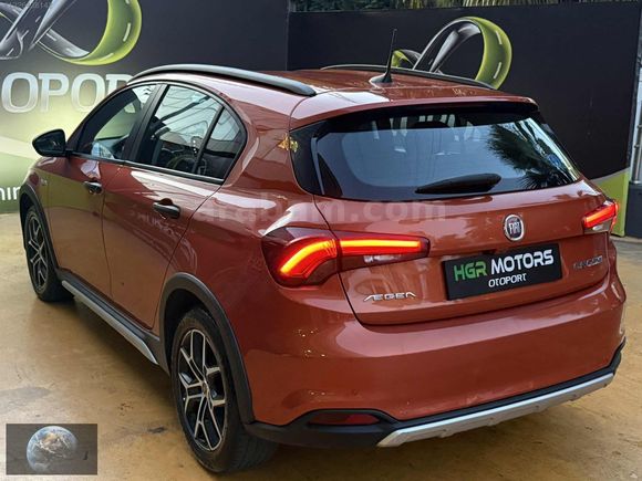 2024 MODEL EGEA CROSS OTOMATIK FUL SERVİS BAKIMLI İLK ELDEN