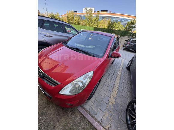 Öğretmenden temiz düşük km i20 