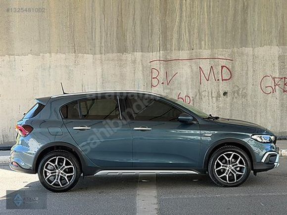 2025 EGEA CROSS LOUNG E1.6 MULTİJET SADECE 7 BİN KMDE....