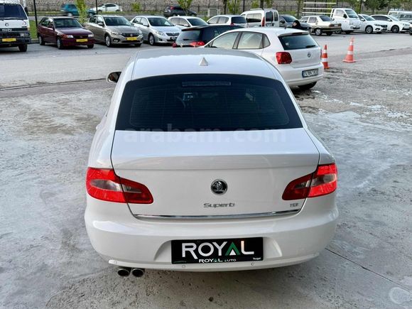 ROYAL AUTO'dan 2012 SUPERB HATASIZ KUSURSUZ ELEGANCE 1.6TDI