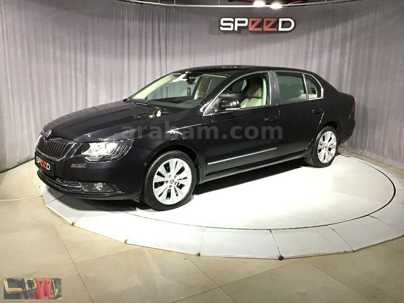 Galeriden Skoda SuperB 1.6 TDI Elegance 2014 Model İstanbul 216.326 km Siyah