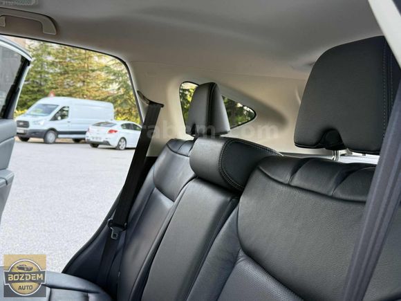 75'BİNDE/İLK SAHİBİNDEN/BOYASIZ/HONDA SERVİS BAKIMLI CRV