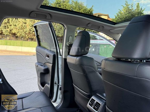 75'BİNDE/İLK SAHİBİNDEN/BOYASIZ/HONDA SERVİS BAKIMLI CRV