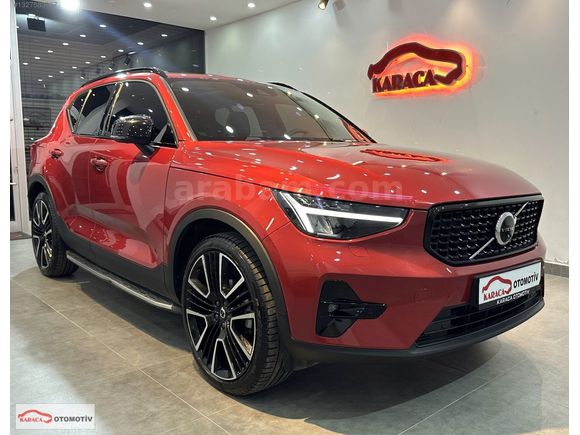 KARACA'dan 2023 VOLVO XC40 1.5 T2 PLUS DARK 41.000KM