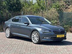 Skoda Superb 1.6 TDI Style Cam Tavan Katlanır Ayna