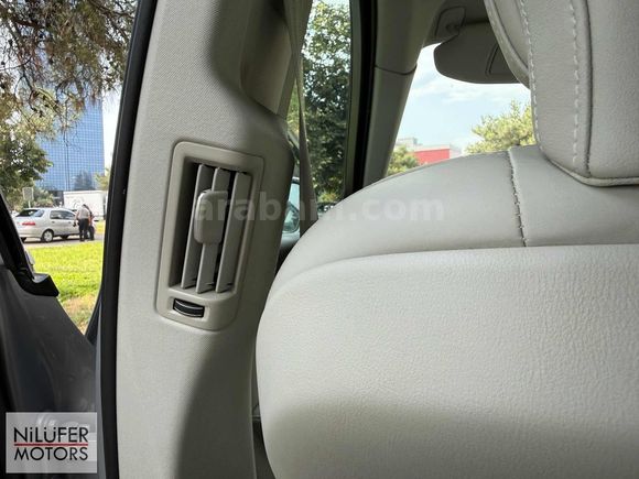2022-BOYASIZ VOLVO XC60 B4 PLUS BRIGHT + İÇİ BEJ