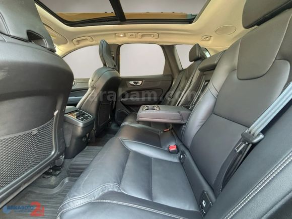 ARKAS BURSA 2025 MAKYAJLI VOLVO XC60 2.0 B5 PLUS DARK 250 HP