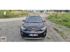 2022 MODEL KİA STONİC 30. 000 KM DE