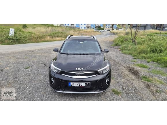 2022 MODEL KİA STONİC 30. 000 KM DE