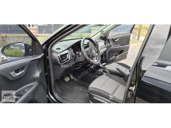 2022 MODEL KİA STONİC 30. 000 KM DE