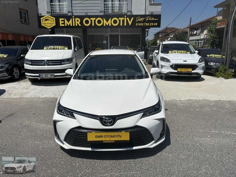 Galeriden Toyota Corolla 1.6 Dream 2020 Model Düzce 82.000 km Beyaz 1