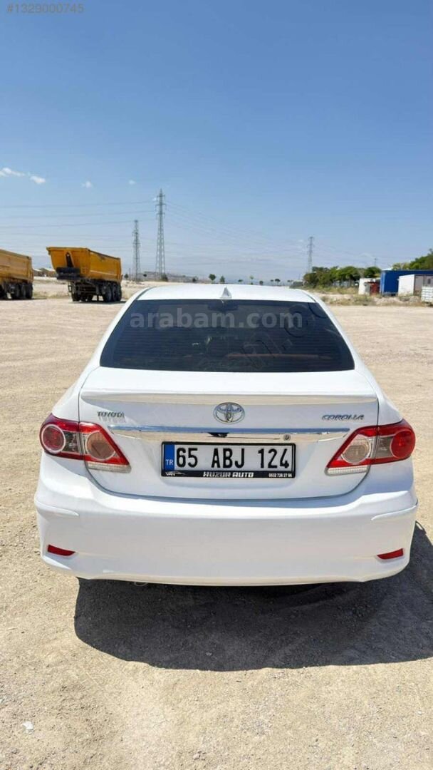 Galeriden Toyota Corolla 1.6 Elegant 2012 Model Van 145.000 km Beyaz 6