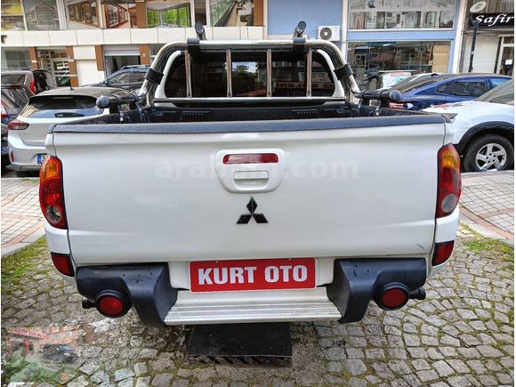 RİZE KURT OTO DAN 2015 FULL BAKIMLI 4X2 L-200