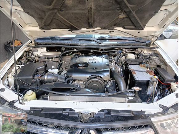 RİZE KURT OTO DAN 2015 FULL BAKIMLI 4X2 L-200