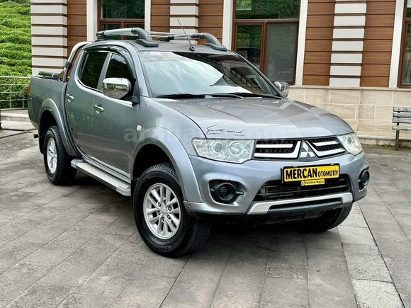 Mercan DAN 2013 mdl Mitsubişi L200 hatasız km 127 bın