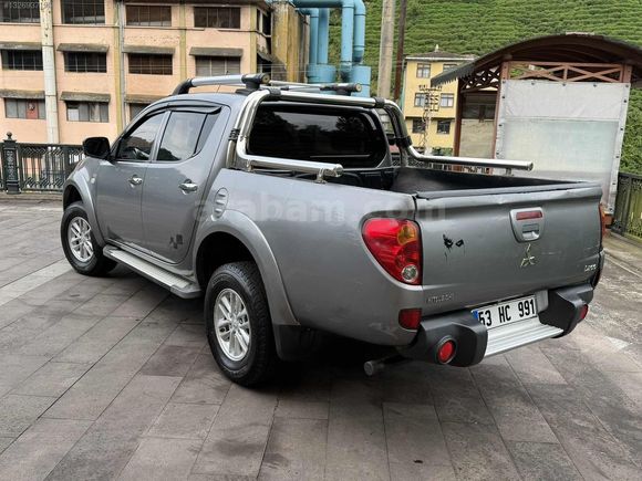 Mercan DAN 2013 mdl Mitsubişi L200 hatasız km 127 bın