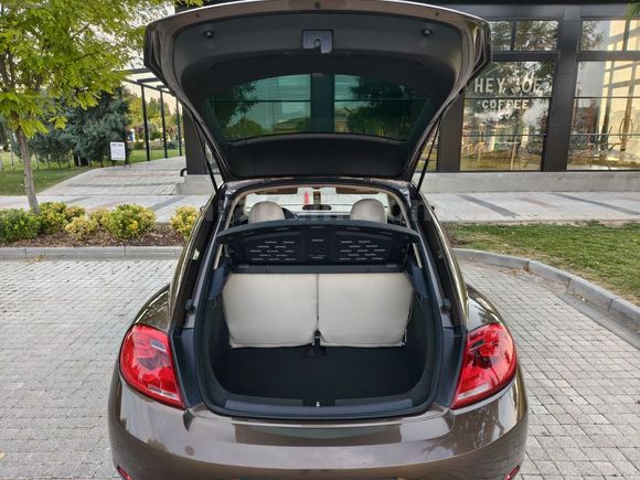 2013 MODEL VOLKSWAGEN BEETLE HATASIZ..BOYASIZ..