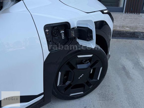 EROĞLU/ 2025 KİA EV3 - GT LİNE LONG RANGE - 23.500 KM - 204PS