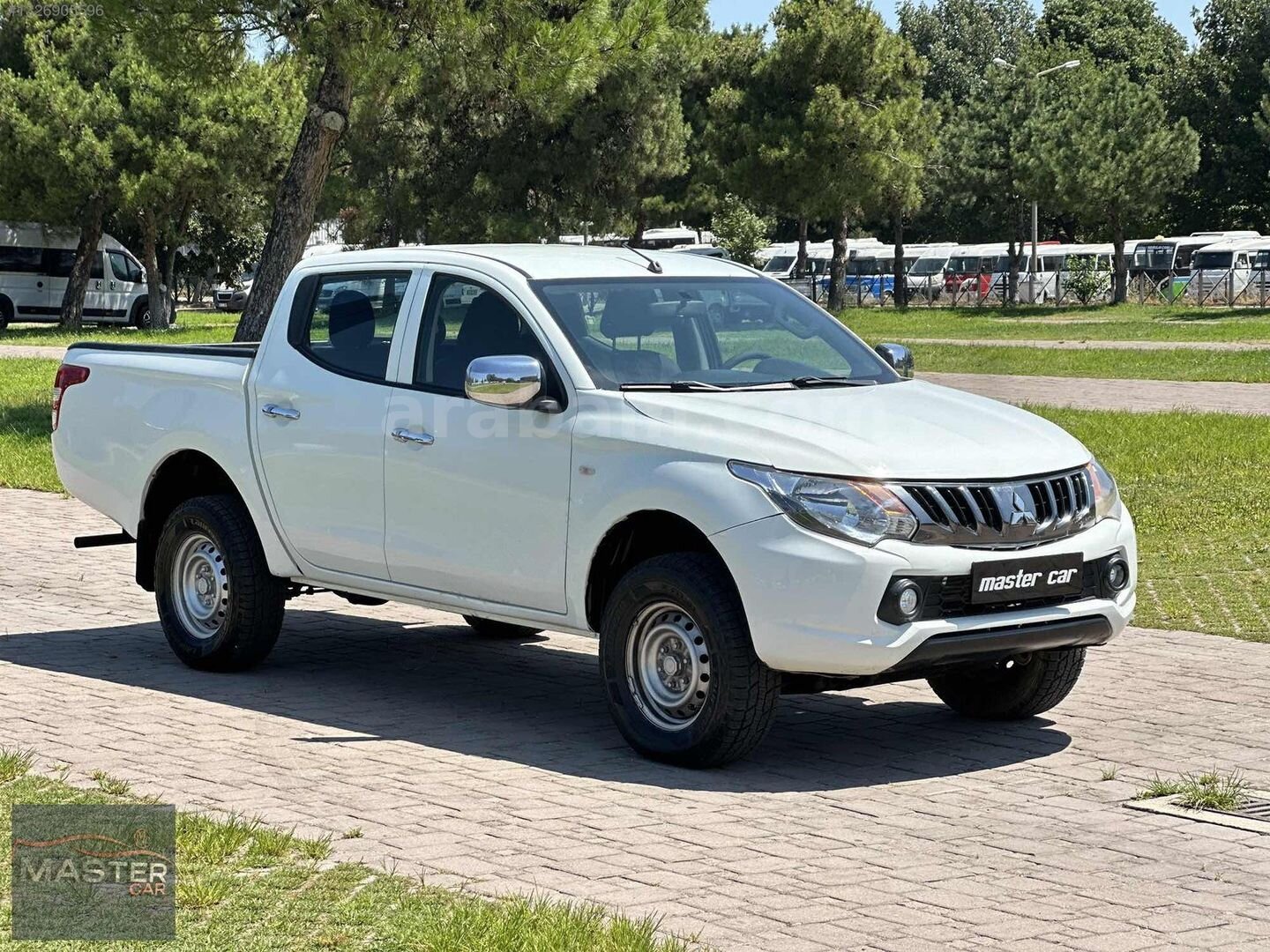 K.KART 12TAK 2019 L200 ÇİFT KABİN 2.4 DI-D 4x4 STORM DEĞİŞENSİZ 3