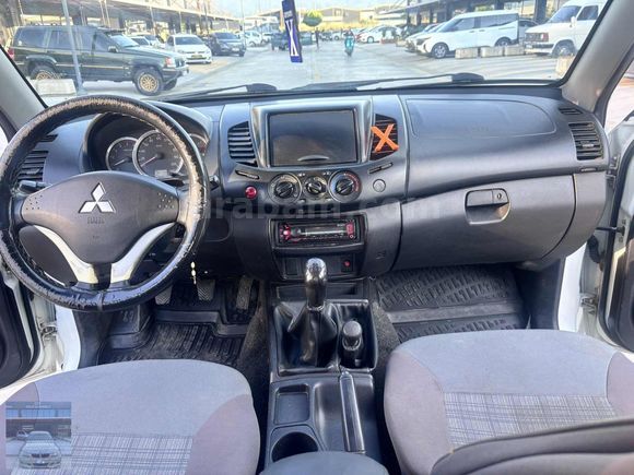 2014 4x4 L200