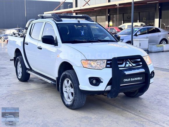 2014 4x4 L200
