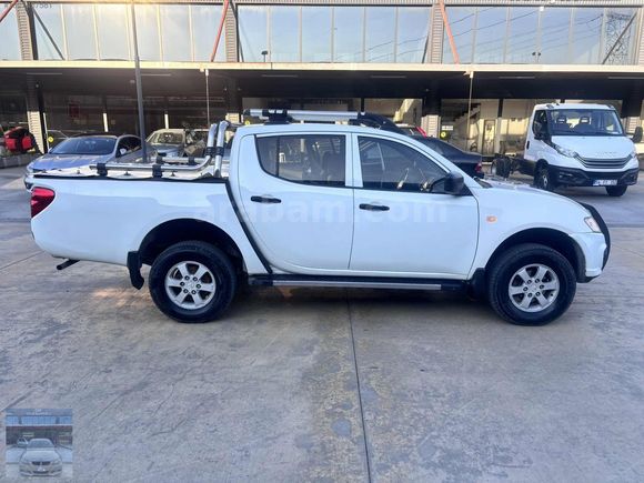 2014 4x4 L200
