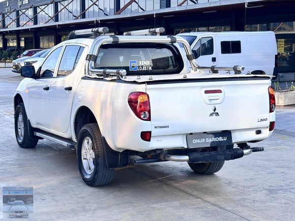 2014 4x4 L200