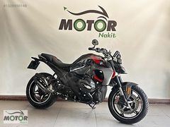 MOTOR NAKİT'den 2025 Hatasız Düşük Km R 1300 R K.Kartı Ve Takas