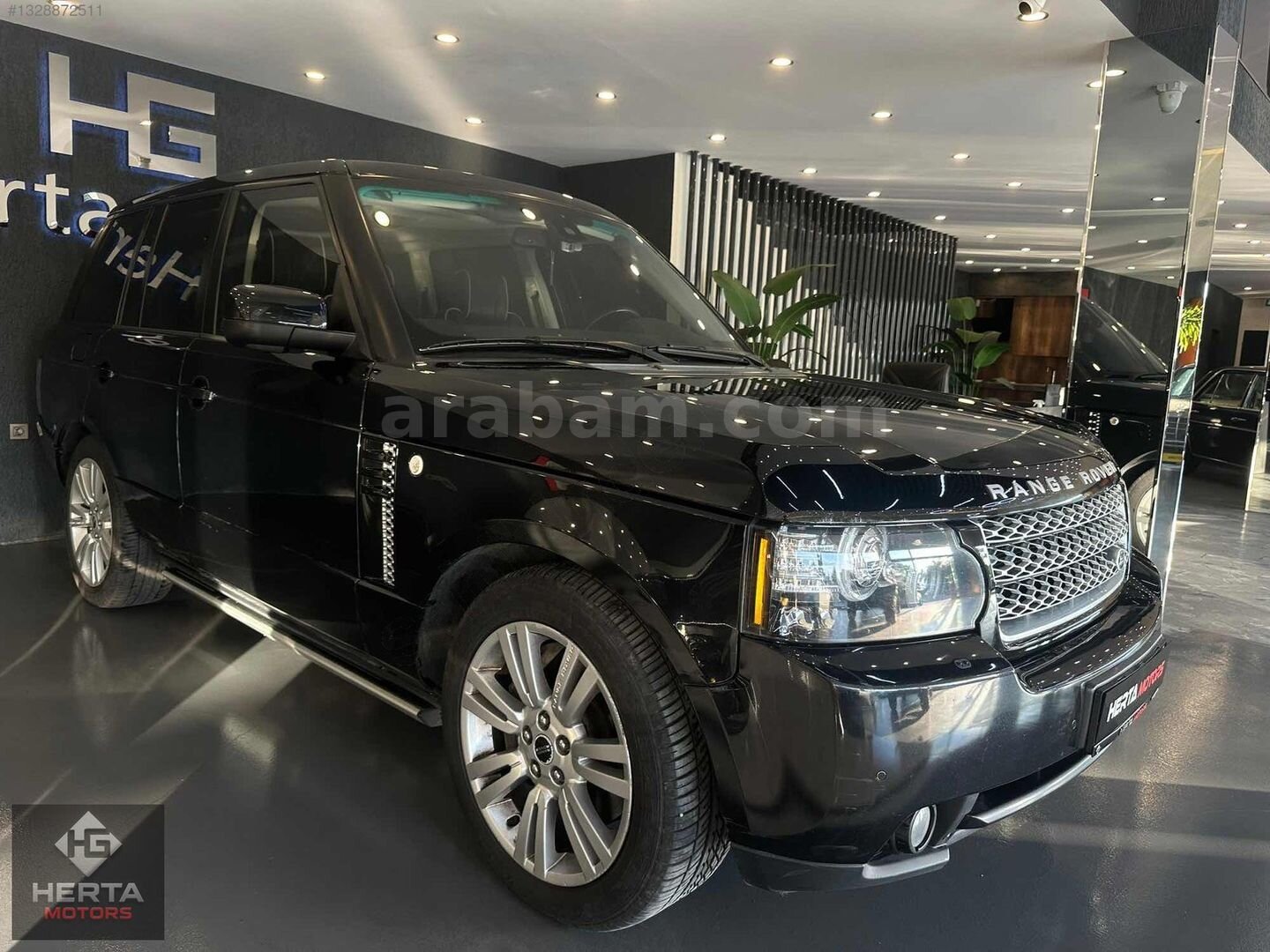 Galeriden Land Rover Range 4.4 TDV8 Vogue 2012 Model İstanbul 164.000 km Siyah 3