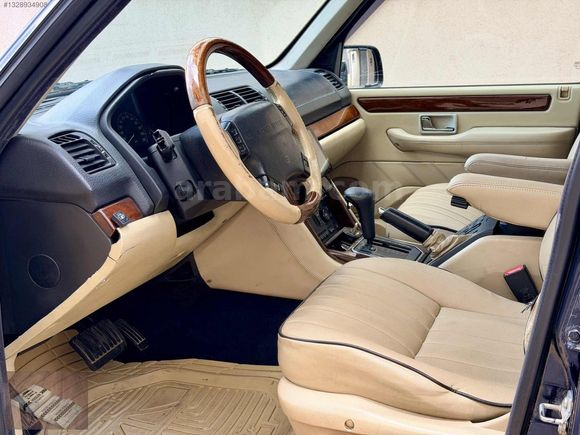 HOŞGÖR OTOMOTİV'DEN BAKIMLI EMSALSİZ RANGE ROVER