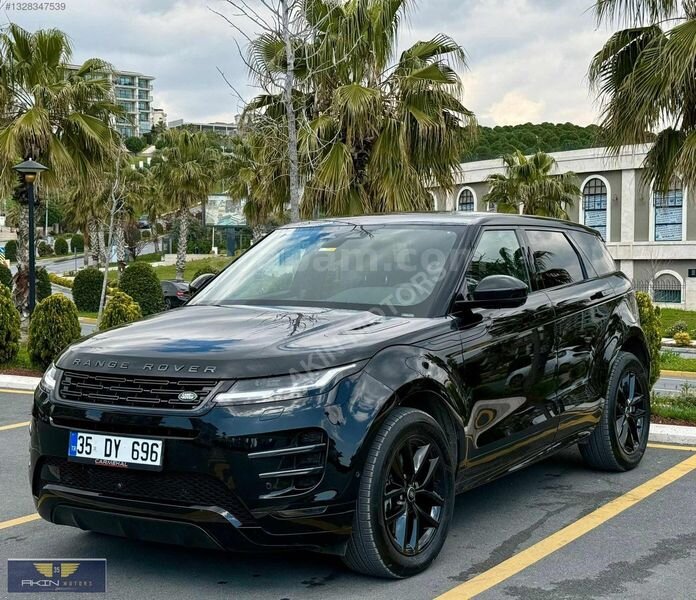 Galeriden Land Rover Range Evoque 1.5 PHEV Dynamic SE 2025 Model İzmir 10.000 km Siyah