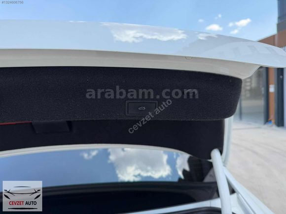 Passat 1.5 TSI ACT ELEGANCE DSG CAM TAVAN