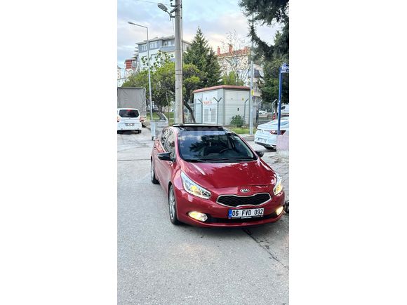 Sahibinden Kia Ceed 1.6 CRDi Concept Plus 2013 Model 