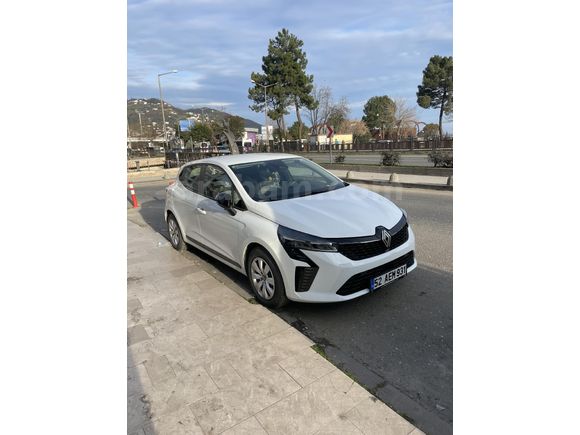Sahibinden Renault Clio 1.0 SCe Equilibre 2023 Model Ordu