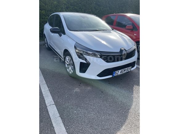Sahibinden Renault Clio 1.0 SCe Equilibre 2023 Model Ordu