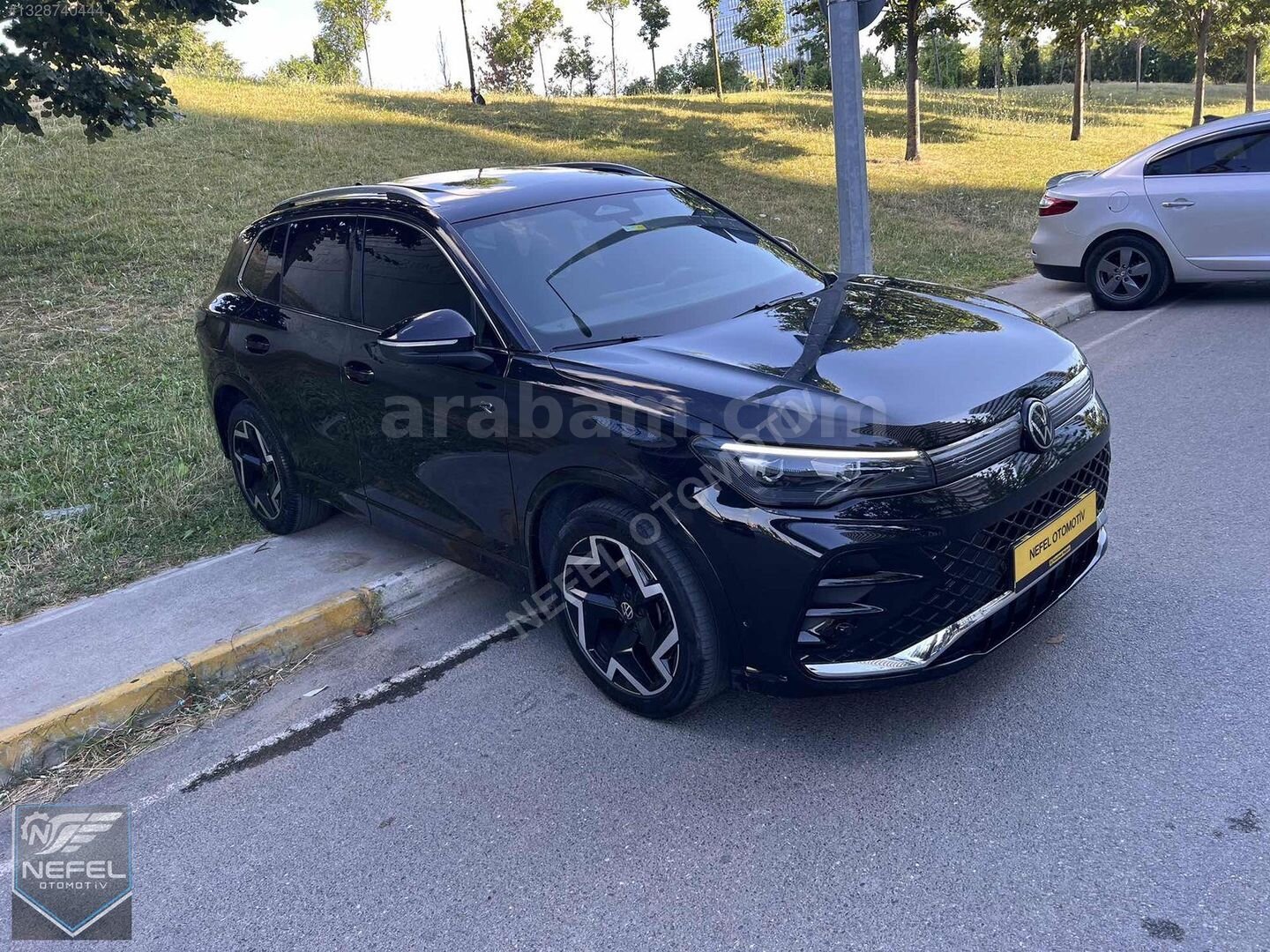 Galeriden Volkswagen Tiguan 1.5 TSI R-Line 2024 Model İstanbul 31.600 km Siyah 5