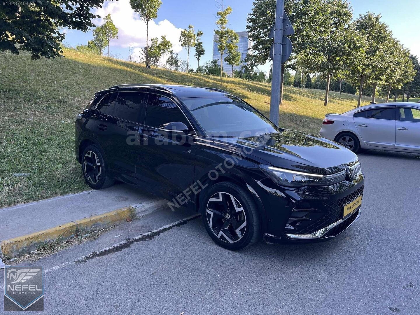 Galeriden Volkswagen Tiguan 1.5 TSI R-Line 2024 Model İstanbul 31.600 km Siyah 6